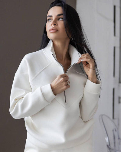Tina | Conjunto de jersey y pantalón con cremallera y sudadera