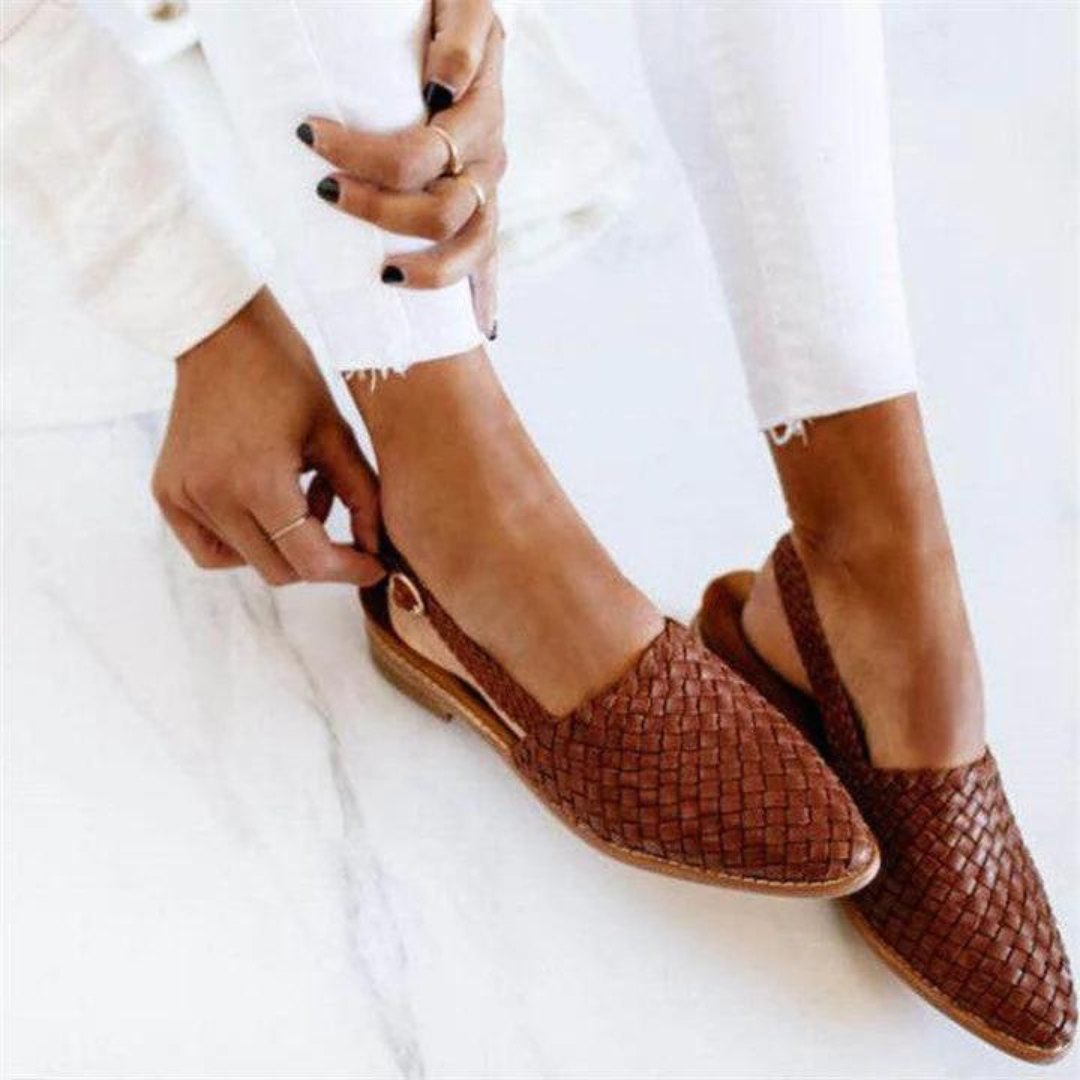 Claire™ | Sandalias planas hechas a mano, elegantes y cómodas
