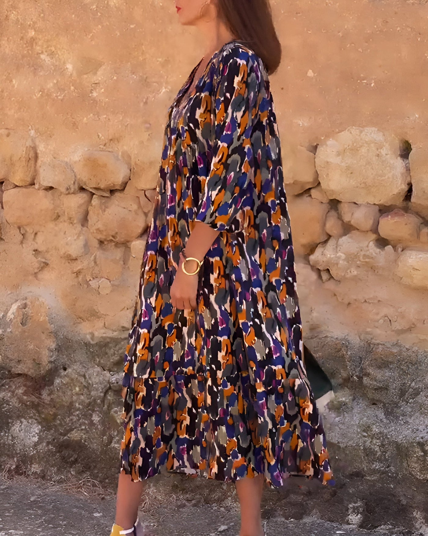 Violetta™ | Vestido largo con escote en V y diseño retro para elegancia en cualquier momento