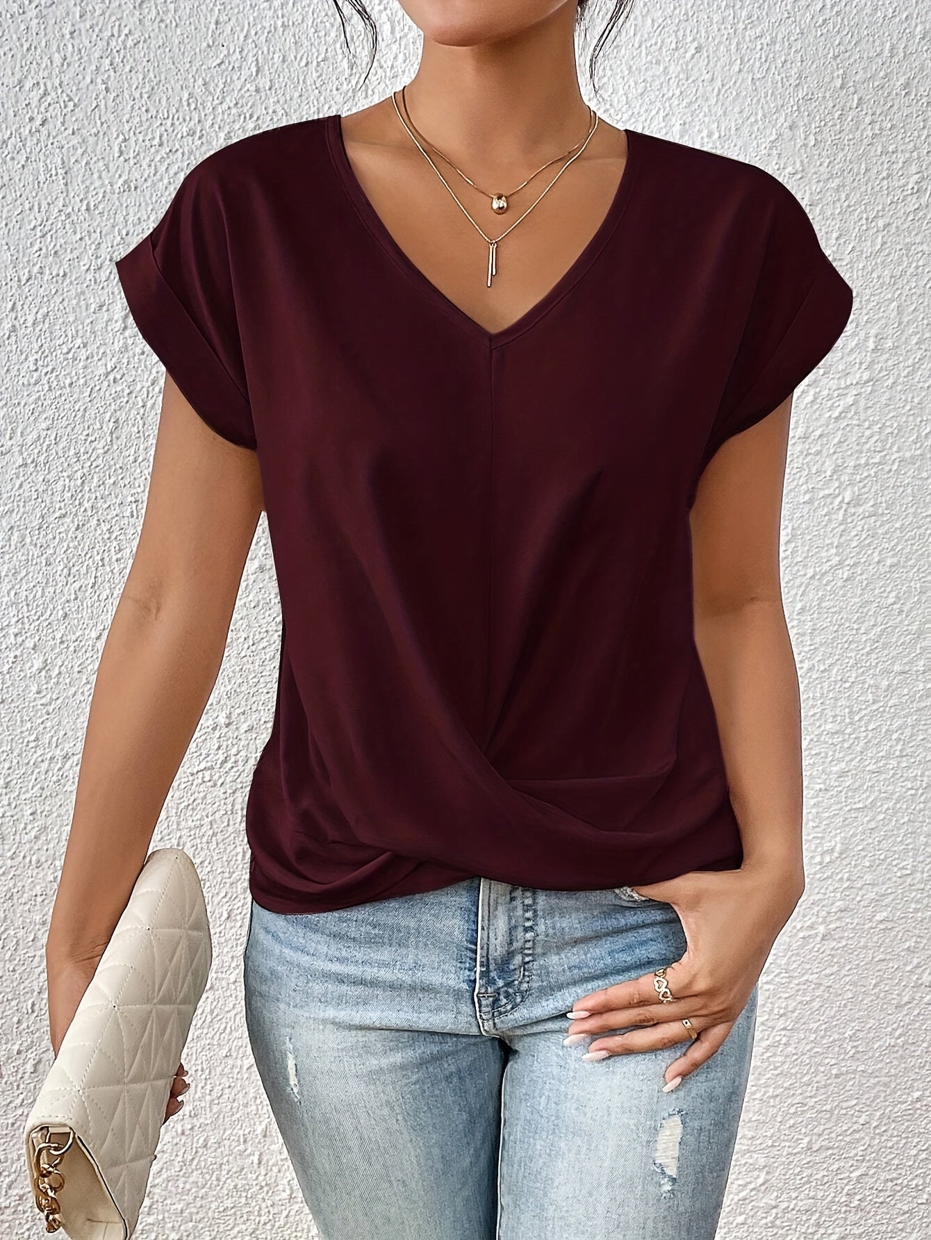 Cleo™ | Camiseta Casual con Escote