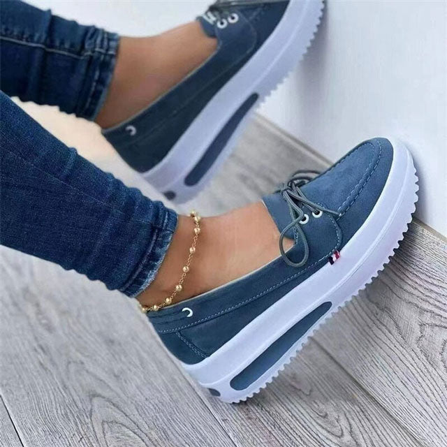 ZAPATILLAS CON PLATAFORMA ACOLCHADA